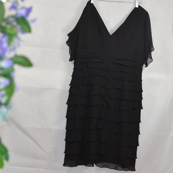 Symphony of Venus SZ 22 Black Dinner Dress - Picture 8 of 12
